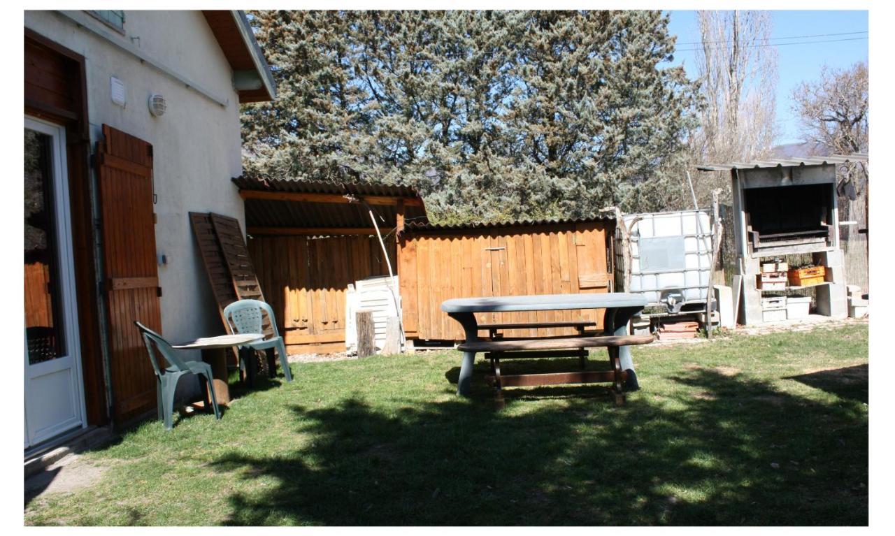 petit studio, bien équipé, à la campagne Marcoux (Alpes-de-Haute-Provence) Exterior foto